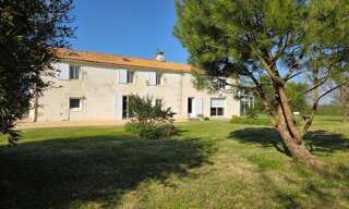 Maison 7 Pièces 230 m² à vendre à Loire-les-Marais (17870)