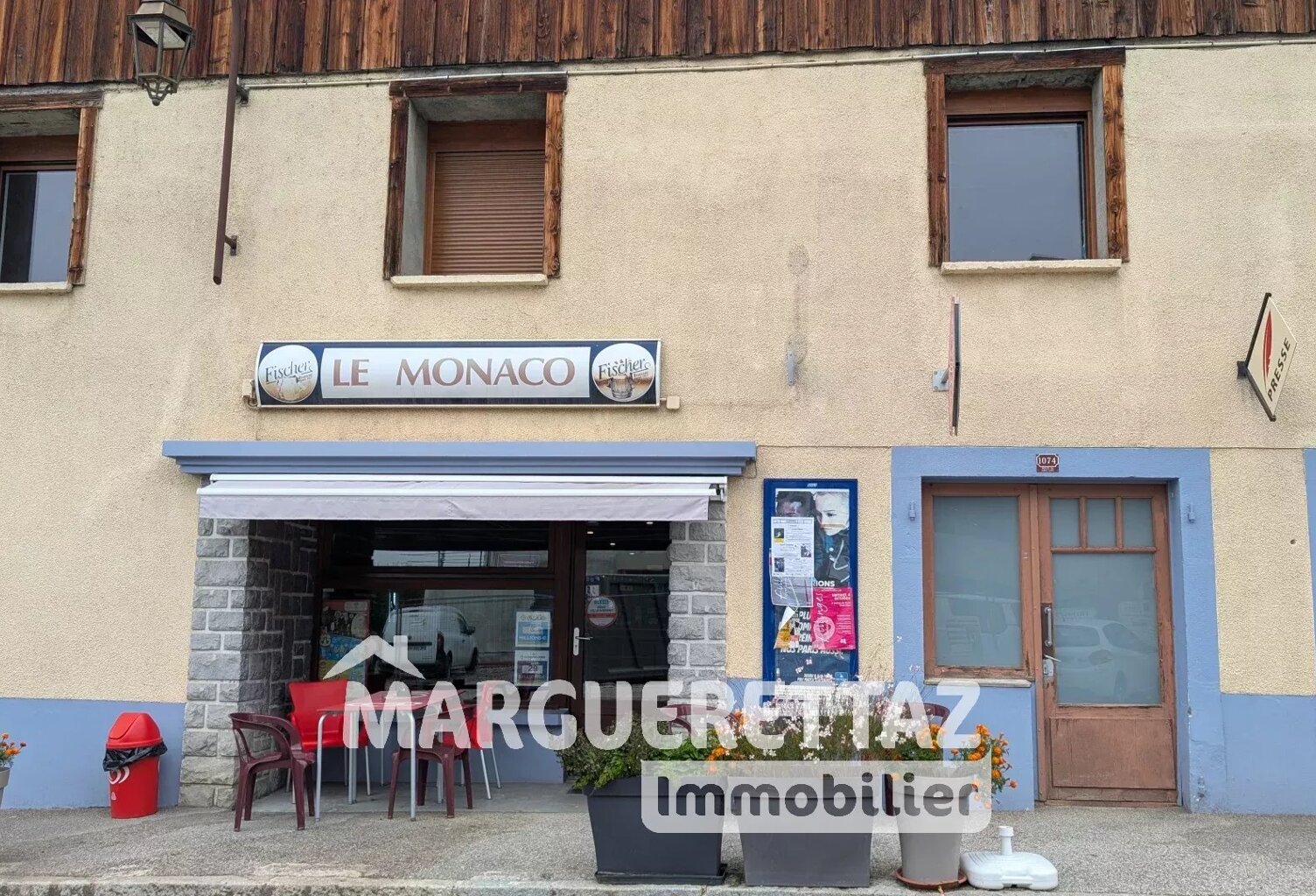 Local commercial Bar — photo 1