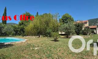 Maison 4 Pièces 147 m² à vendre à Cuges-les-Pins (13780)