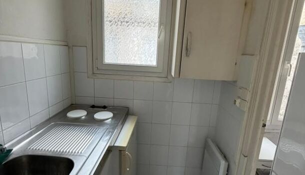 Appartement 1 pièces  à louer Rochelle (La) 17000