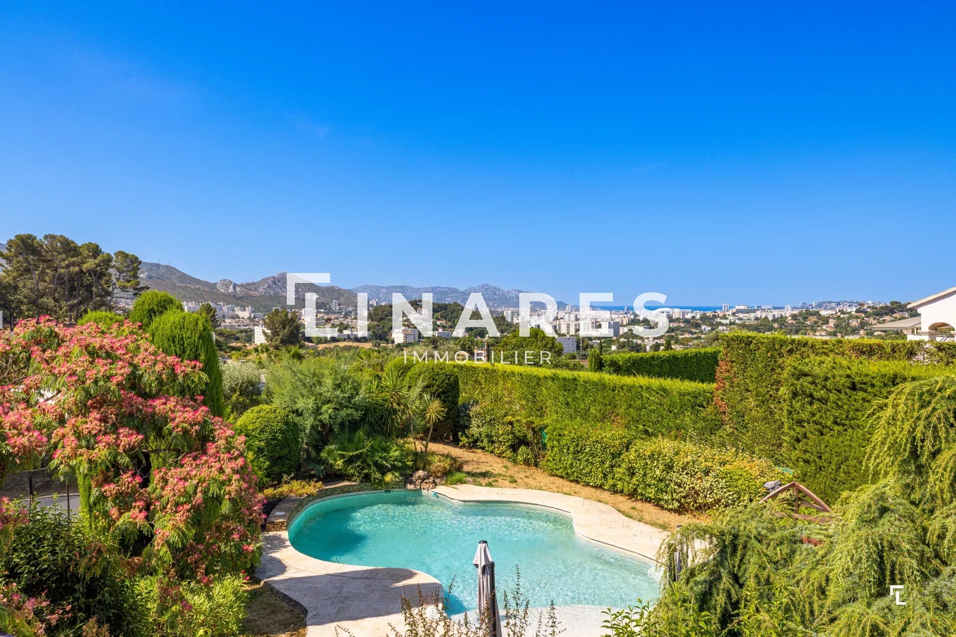 Villa / Maison  T4 à vendre Marseille 12eme 13012