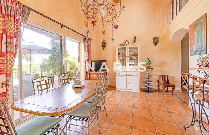 LA DOMINANTE - Villa T5 de 167m² - Jardin 2000m² - Piscine - 130 — photo 5