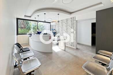 Appartement 4 pièces 236000 €