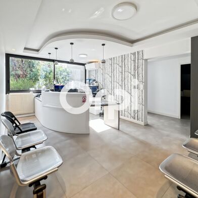 Appartement 4 pièces 236000 €