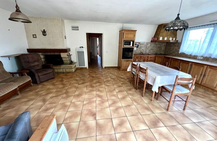Maison À Vendre MEURSAC Terrain 5 200m2 — photo 5