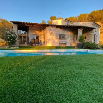 Maison 9 pièces 620000 €