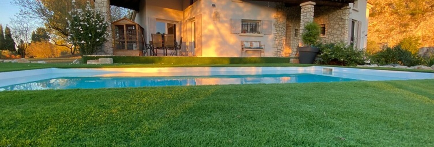 Maison 9 Pièces 175 m² à vendre à Beaucaire (30300)