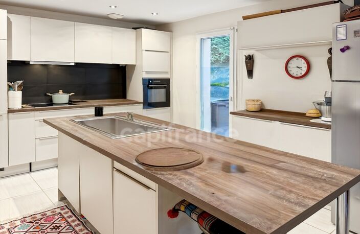 Maison à vendre 6 pièces PREVESSIN MOENS (01) — photo 3