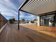 HERAULT (34), VENDUE MEUBLÉE, VILLA CONTEMPORAINE P4, PRESTATIONS HAUT DE GAMME, PISCINE, SECTEUR CALME — photo 3