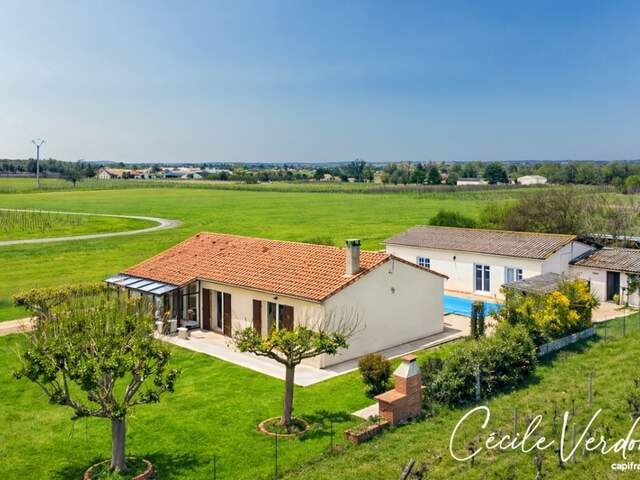 Maison 7 pièces avec piscine et dépendance à vendre à LAMONZIE SAINT MARTIN (24) — photo du bien
