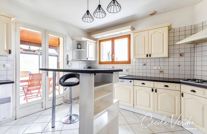 Maison 7 pièces avec piscine et dépendance à vendre à LAMONZIE SAINT MARTIN (24) — photo 3