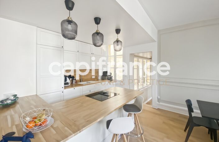 Appartement proche de la place de Bourse à vendre 5 pièces BORDEAUX (33) — photo 3