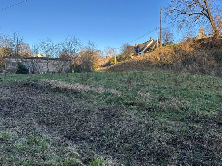 Terrain de 1 275 m² viabilisé à vendre sur Mayenne — photo 1
