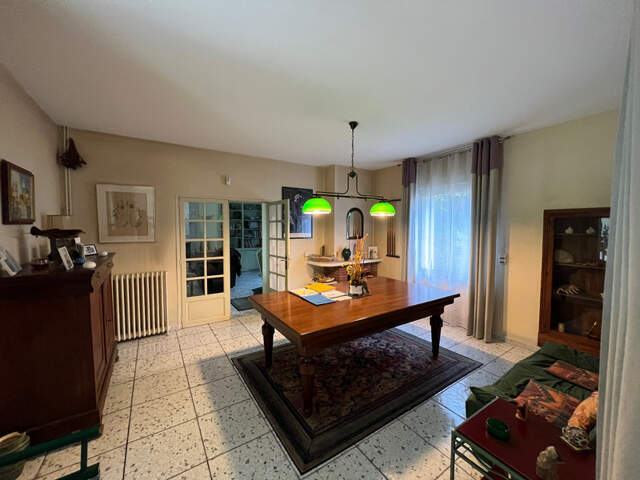 Dpt Haute Garonne (31), à vendre proche de TOULOUSE maison P9 — photo du bien
