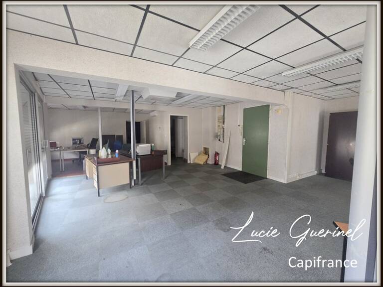 Local/bureau 130m2 à vendre centre ville de CHATEAUBRIANT (44) — photo 1
