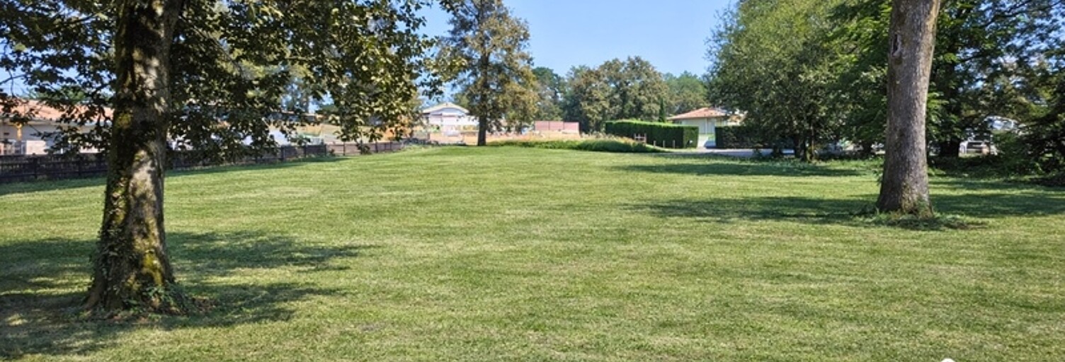 Terrain  1187 m² à vendre à Gourbera (40990)