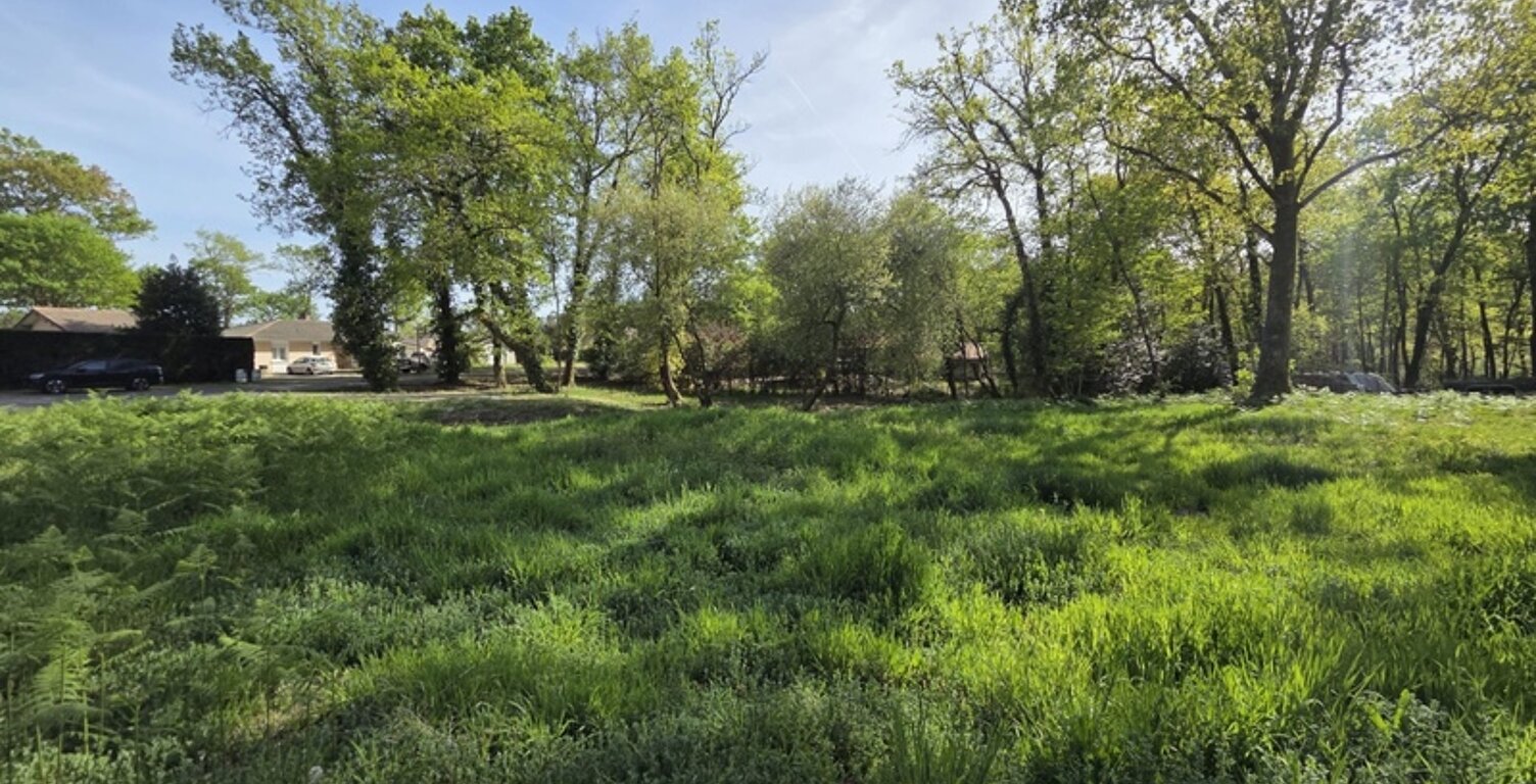Terrain de 1 187 m² - Gourbera - calme, nature, exposition Sud et libre de constructeur — photo 1