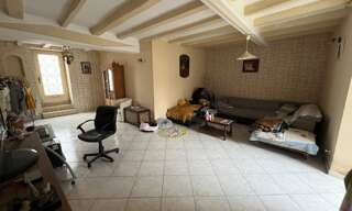 Maison 9 Pièces 250 m² à vendre à Saint-Jean-d'Angély (17400)