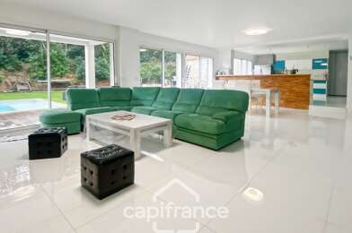 Maison 8 pièces 840000 €