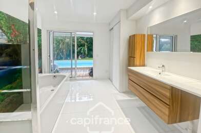 Maison 8 pièces 840000 €