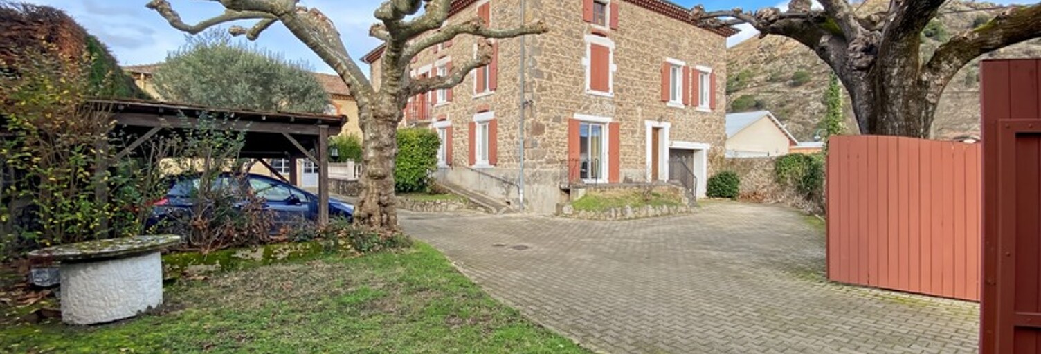 Maison 8 Pièces 229 m² à vendre à Sarras (07370)