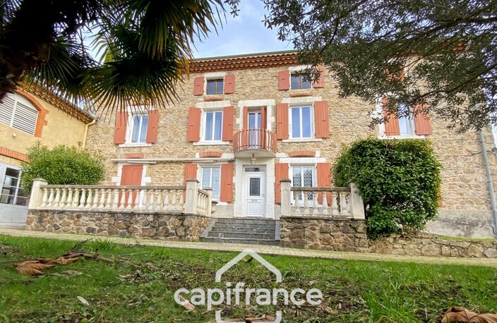 Propriété d’exception – Ancienne magnanerie de 229 m² et ses dépendances à Sarras (07) — photo 3