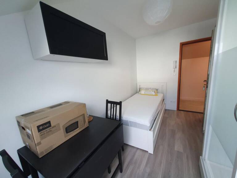 Appartement Saint Cyr Sur Loire 1 pièce(s) 9.83 m2 — photo 1