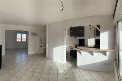 Appartement 4 pièces 770 €