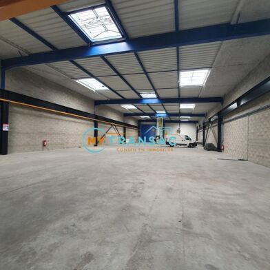 Local industriel  28287 €