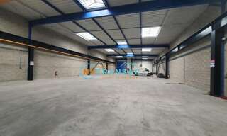 Local industriel  2190 m² à louer à Alfortville (94140)