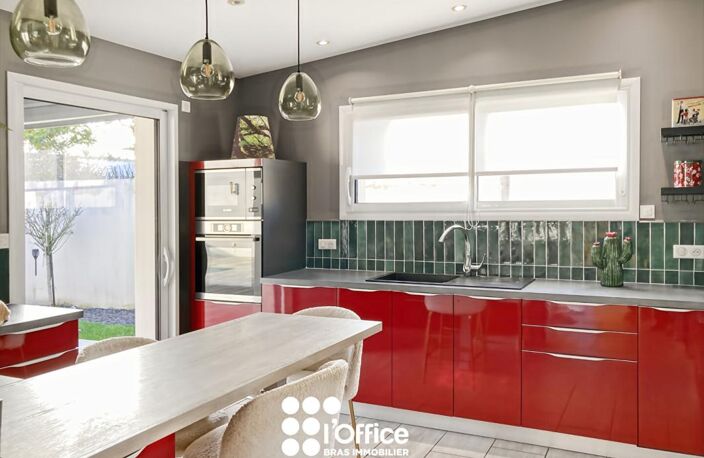 Maison d'architecte Les Sables D Olonne 6 pièce(s) 200 m2 — photo 5