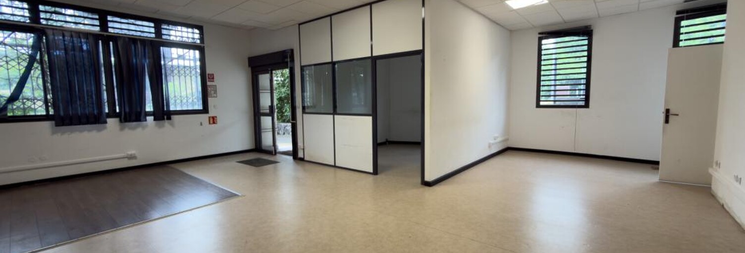 Bureau  364 m² à louer à Saint-Denis (97490)