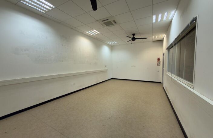 Bureaux 364 m² divisibles - TECHNOPOLE — photo 2