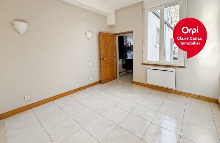 Appartement À Louer T2 refait à neuf — photo 3