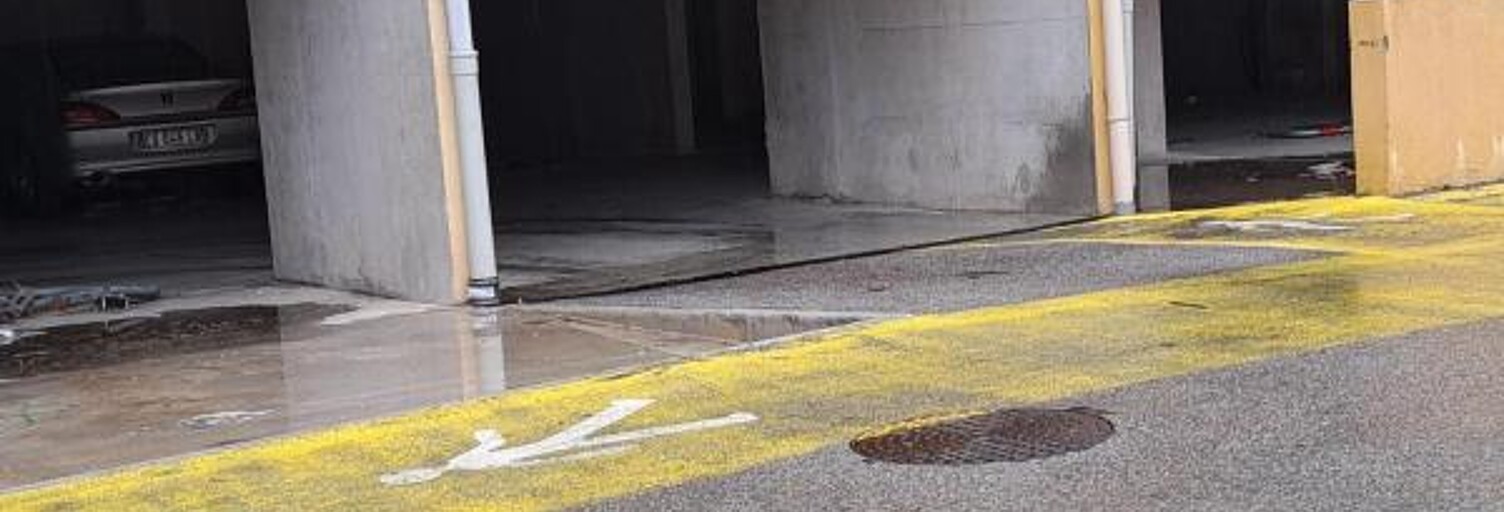 Garage  12 m² à louer à Pignans (83790)