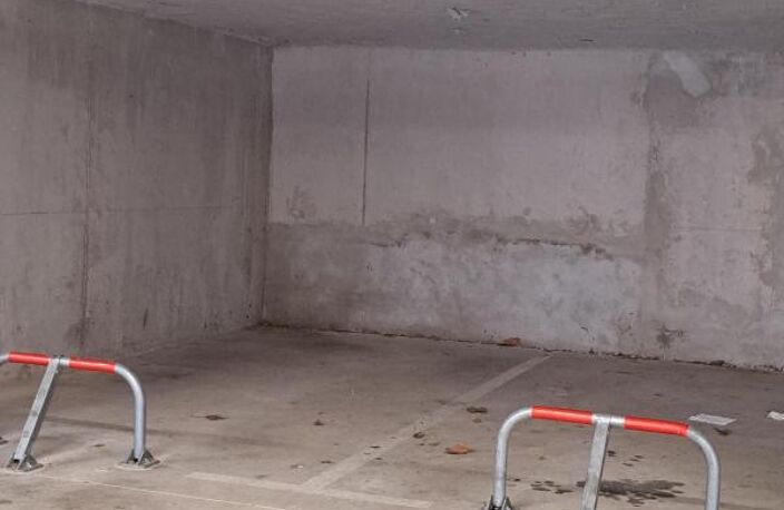 Place de stationnement couverte 23€ + TVA — photo 2