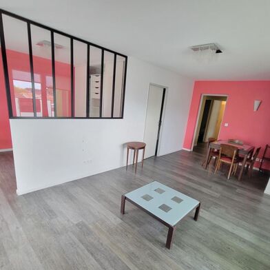 Appartement 3 pièces 1020 €