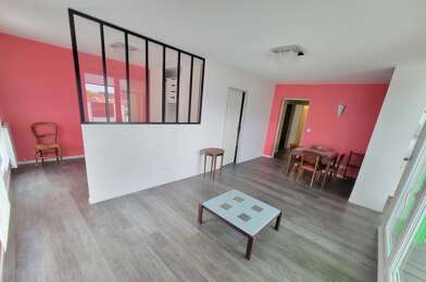 Appartement 3 pièces 990 €