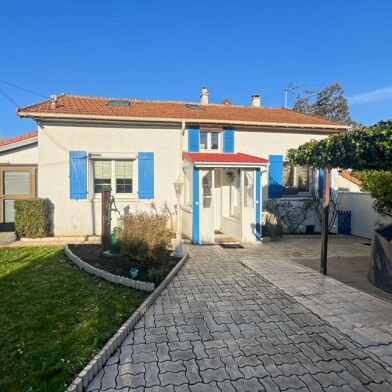 Maison 4 pièces 404000 €