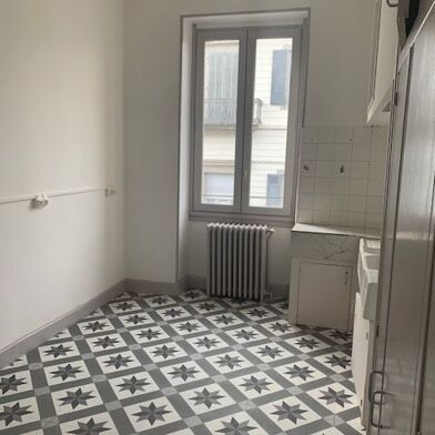 Appartement 1 pièces 490 €