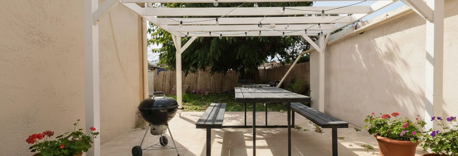 Maison  300 m² à vendre à Hyères (83400)