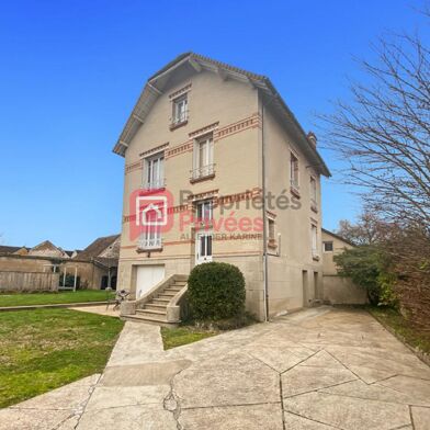 Maison 9 pièces 304500 €