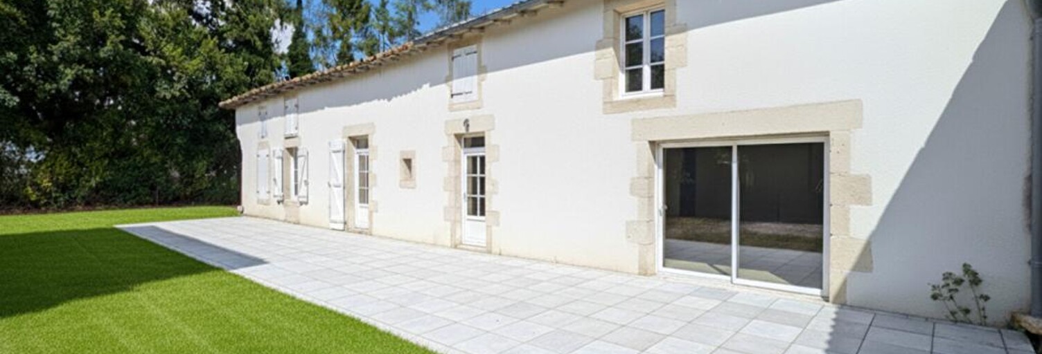 Maison 4 Pièces 177 m² à vendre à Coulonges (17800)