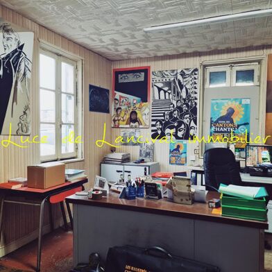 Local industriel  113500 €