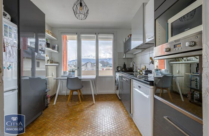 Vente appartement 4 pièces 81 m² Chambéry (73000) — photo 3