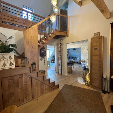 Appartement 6 pièces 375000 €