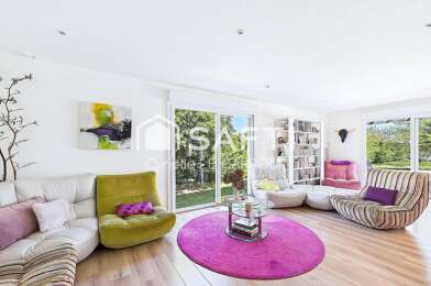 Maison 5 pièces 379600 €