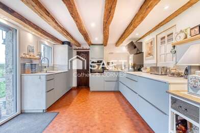 Maison 8 pièces 599900 €