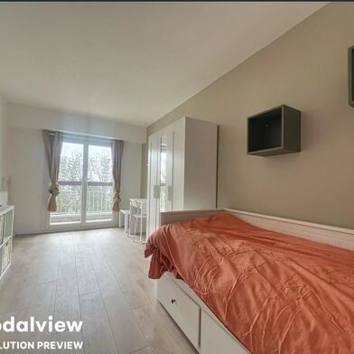 Appartement 7 pièces 650 €
