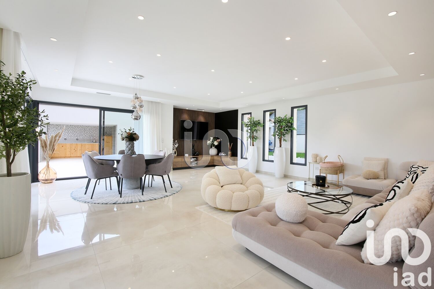 Aureville - 225m² - 6p. - 5ch.